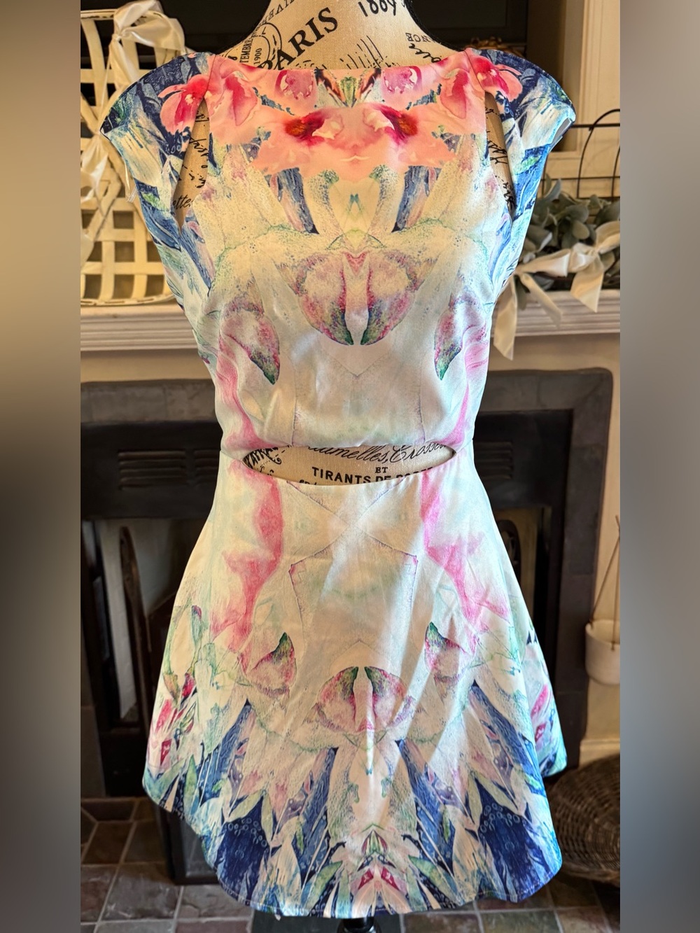 Watercolor Floral Mini Dress Fit & Flare Cap Sleeves Multiple Cut Outs JNJL 8